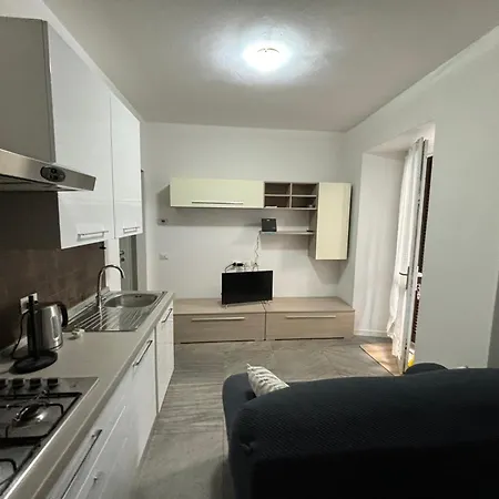 22 Di Lucia Apartament